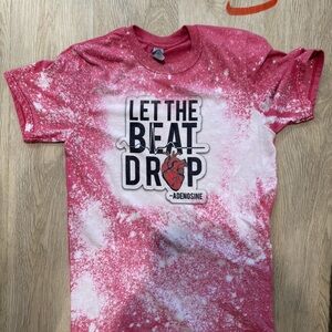 Adult Pink Graphic T-Shirt Gildan soft style size Small